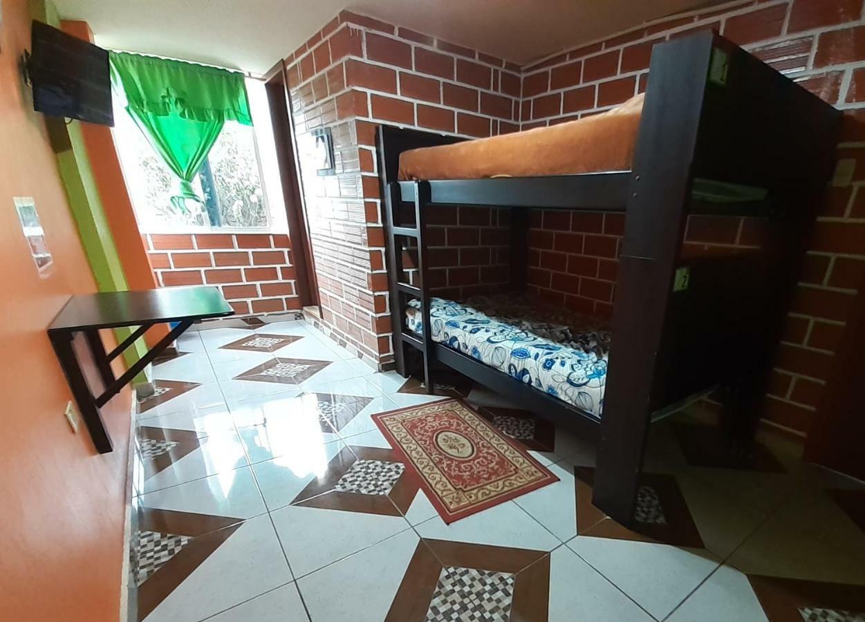 Hostal Sendero De Volcanes Латакунга Экстерьер фото