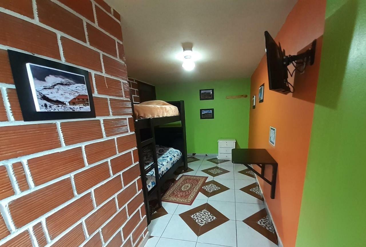 Hostal Sendero De Volcanes Латакунга Экстерьер фото